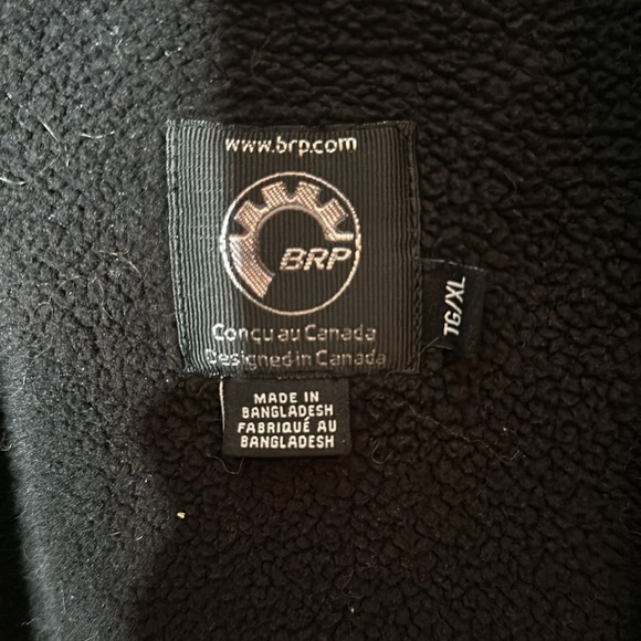 Canam Plaid Shirt Jacket. - Picture 3 of 4